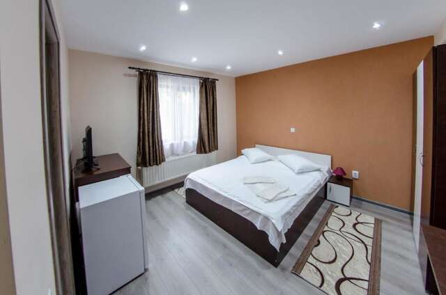 Гостевой дом Casa Andy Буштени-36